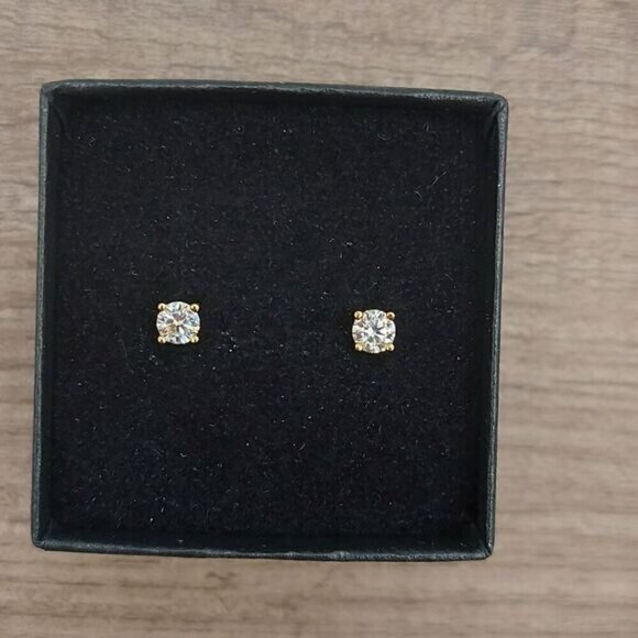 Gold 0.3 Carat Moissanite 925 Silver Sterling Stud Earrings - Picture 5 of 12